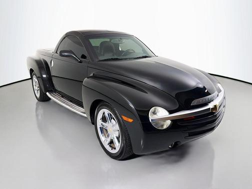 Smokin Asphalt 2004 Chevrolet SSR Base