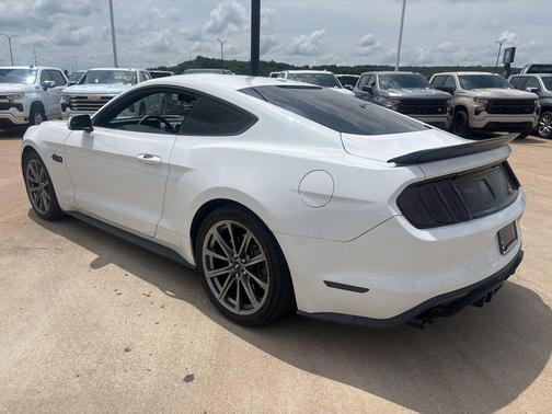 Oxford White 2015 Ford Mustang GT Premium