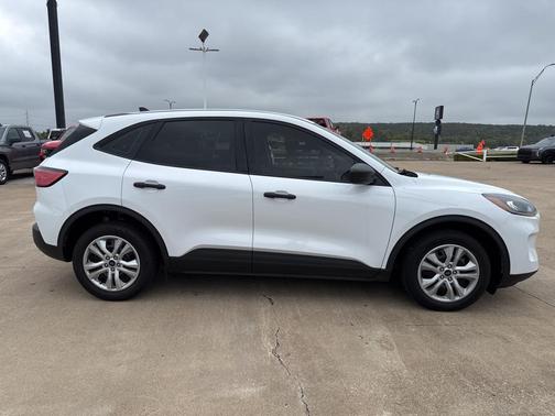 2022 Ford Escape S