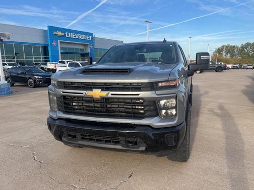 2024 Chevrolet Silverado 2500 Custom