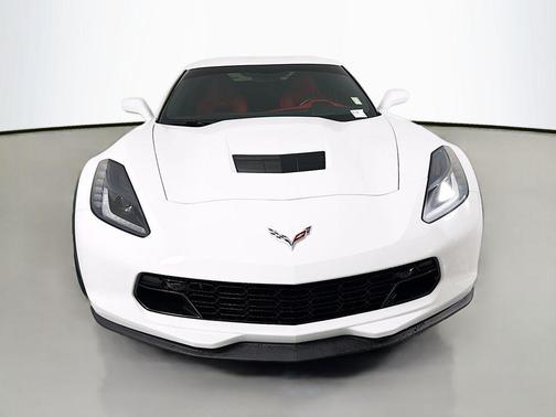 Arctic White 2018 Chevrolet Corvette Grand Sport