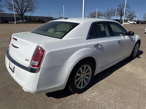2012 Chrysler 300 Limited