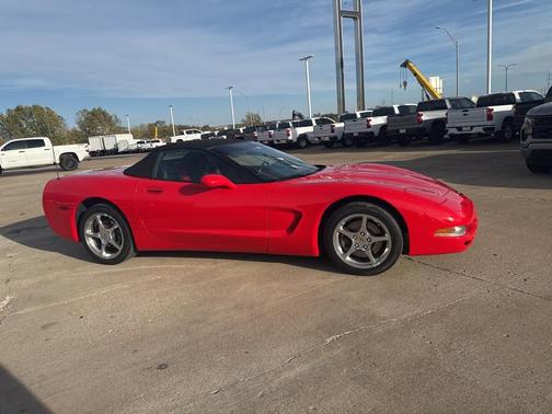 2000 Chevrolet Corvette Base