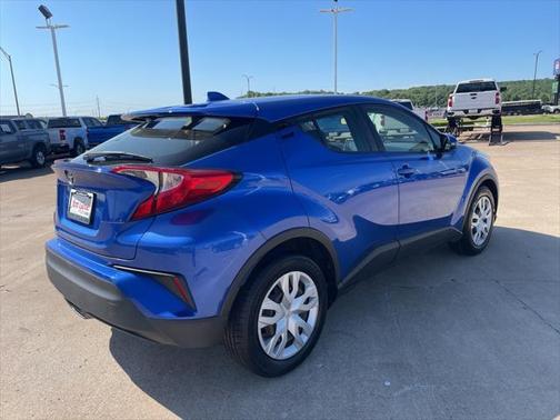 2020 Toyota C-HR LE
