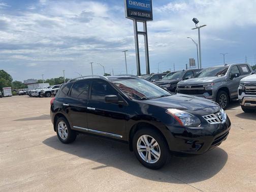 Super Black 2015 Nissan Rogue Select S