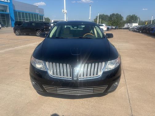 2011 Lincoln MKS Base