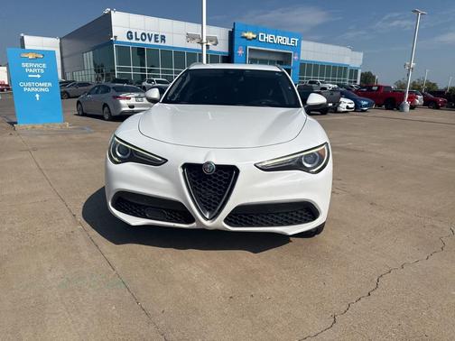 2018 Alfa Romeo Stelvio Base