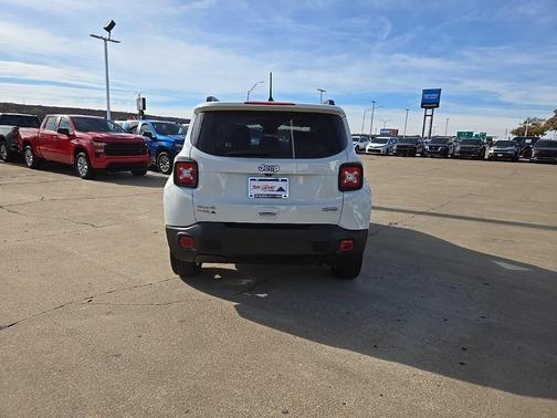 2022 Jeep Renegade Latitude