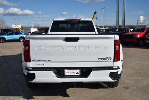 2026 Chevrolet Silverado 3500 High Country