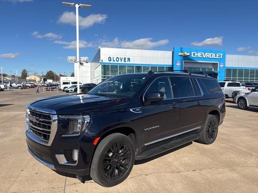 2023 GMC Yukon XL SLT