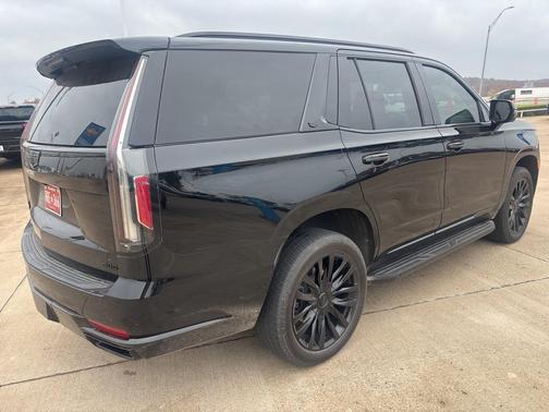 2022 Cadillac Escalade Premium Luxury