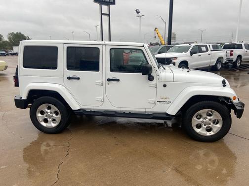 2013 Jeep Wrangler Unlimited Sahara