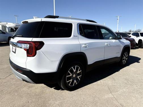 2023 GMC Acadia FWD SLT