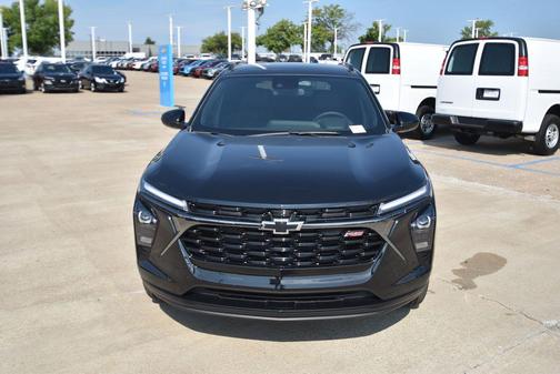 Mosaic Black Metallic 2026 Chevrolet Trax FWD 2RS