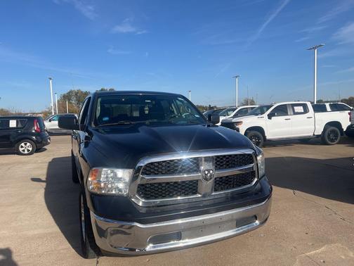2018 RAM 1500 SLT