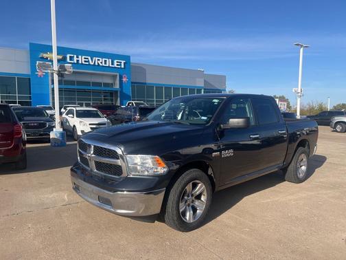 2018 RAM 1500 SLT