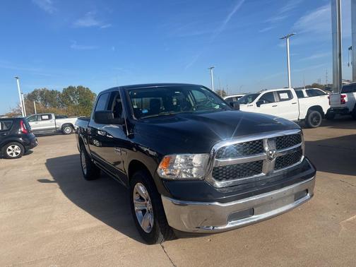 2018 RAM 1500 SLT