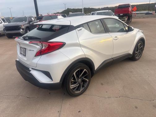 2022 Toyota C-HR Limited