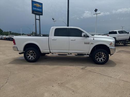 2017 RAM 2500 Laramie Crew Cab 4x4 6'4' Box