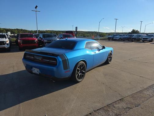 2016 Dodge Challenger R/T Scat Pack