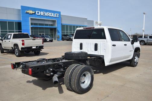 Summit White 2026 Chevrolet Silverado 3500 WT