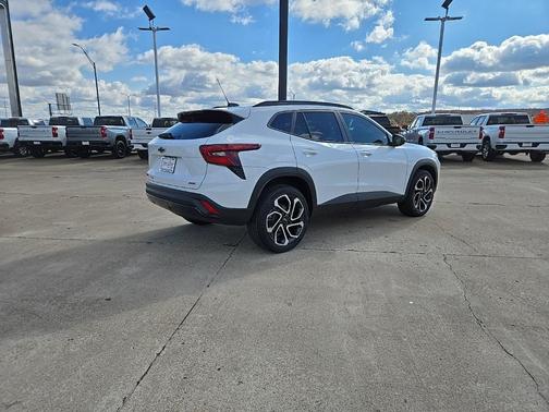 2025 Chevrolet Trax FWD 2RS