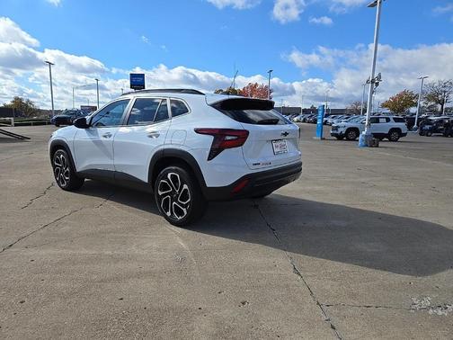 2025 Chevrolet Trax FWD 2RS