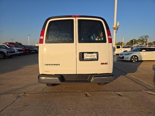 2023 GMC Savana 2500 Work Van