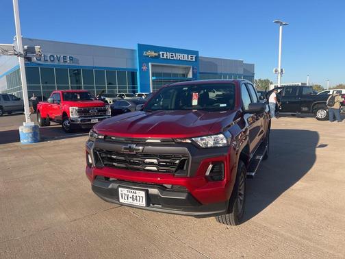 2024 Chevrolet Colorado LT