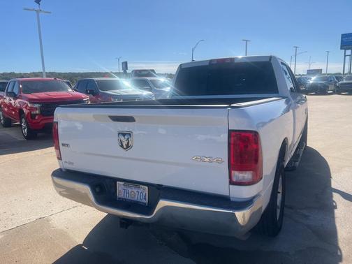 2019 RAM 1500 SLT