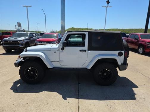 2013 Jeep Wrangler Sahara