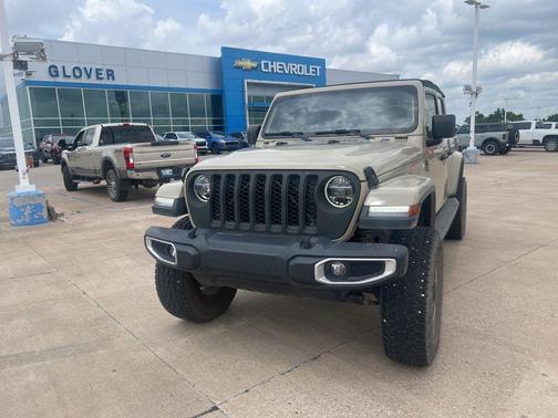 Gobi Clearcoat 2020 Jeep Gladiator Overland