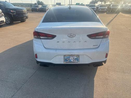 2019 Hyundai SONATA Sport