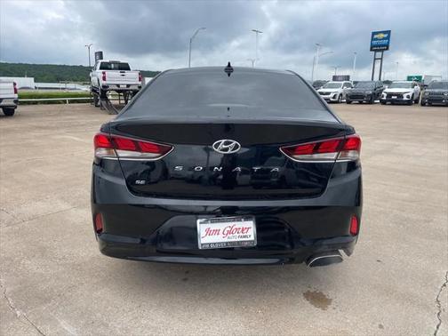 2018 Hyundai SONATA SE