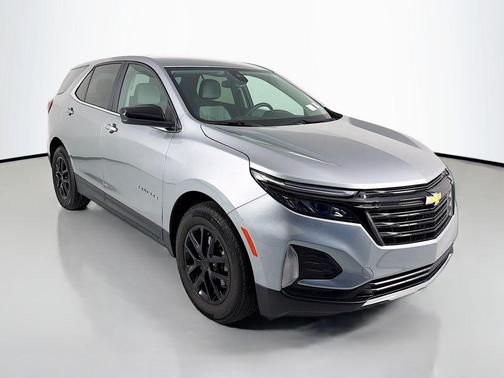 Sterling Gray Metallic 2023 Chevrolet Equinox 1LT