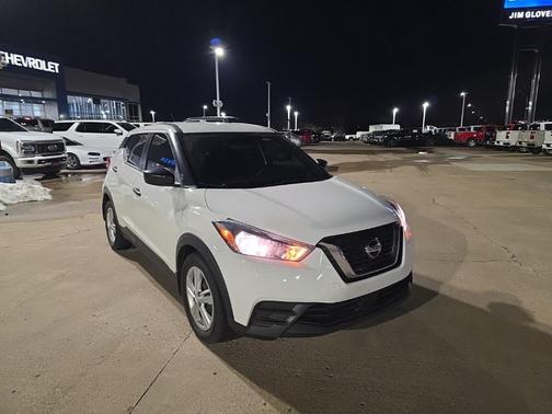 2020 Nissan Kicks S