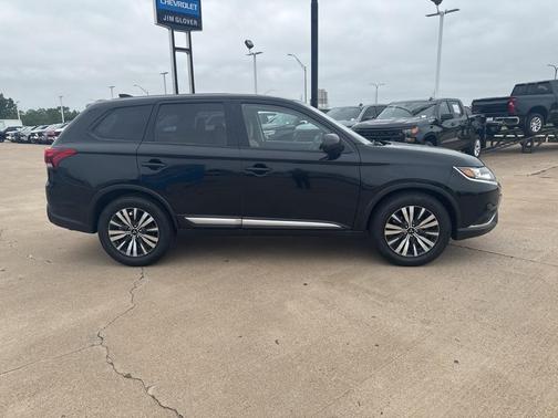 2020 Mitsubishi Outlander ES