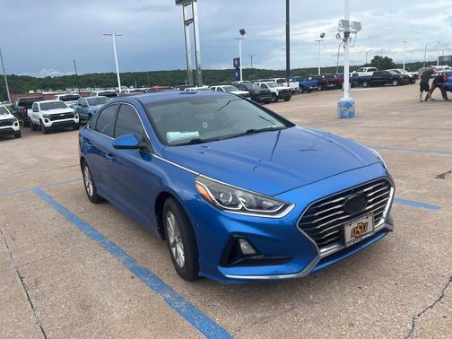 2018 Hyundai SONATA SE