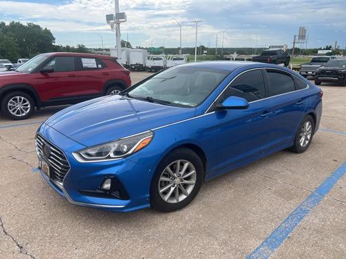 2018 Hyundai SONATA SE