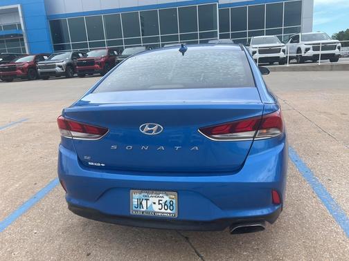 2018 Hyundai SONATA SE