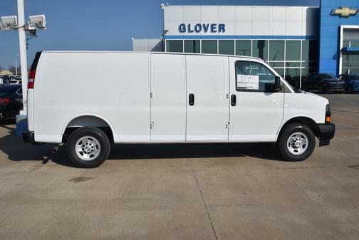Summit White 2026 Chevrolet Express 2500 Work Van
