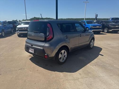 2016 Kia Soul Base