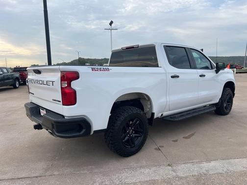 2023 Chevrolet Silverado 1500 Custom Trail Boss