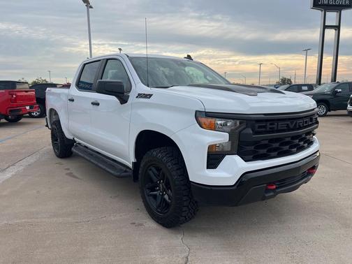 2023 Chevrolet Silverado 1500 Custom Trail Boss