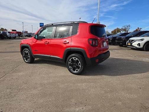 2017 Jeep Renegade Trailhawk