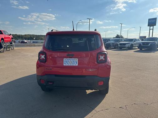 2017 Jeep Renegade Trailhawk
