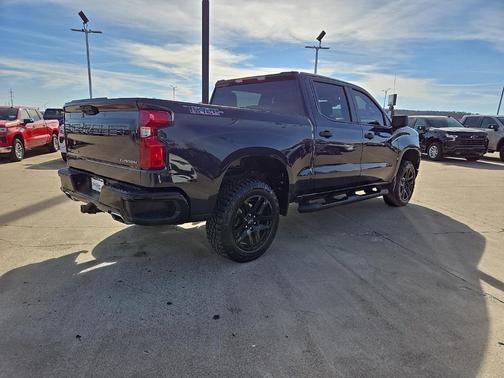 2023 Chevrolet Silverado 1500 Custom Trail Boss