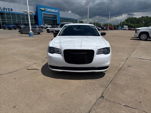2022 Chrysler 300 Touring