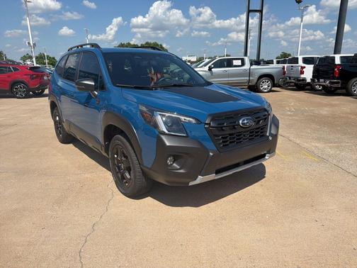Geyser Blue 2025 Subaru Forester Wilderness