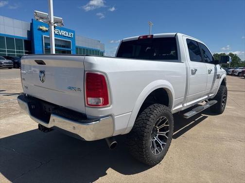 2017 RAM 2500 Laramie Crew Cab 4x4 6'4' Box